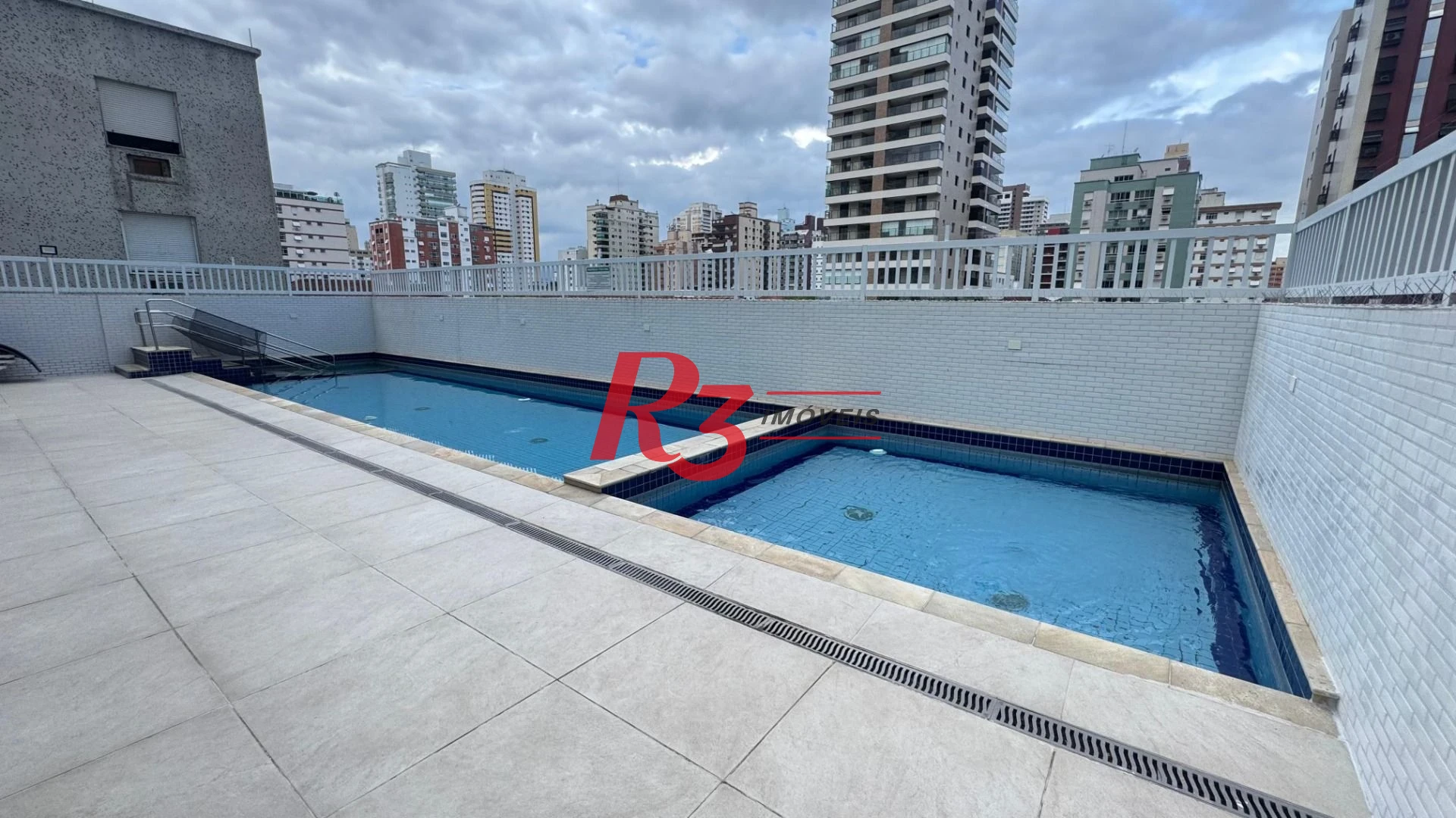 Apartamento Duplex com 4 dormitórios à venda, 270 m² por R$ 5.200.000,00 - Pompéia - Santos/SP
