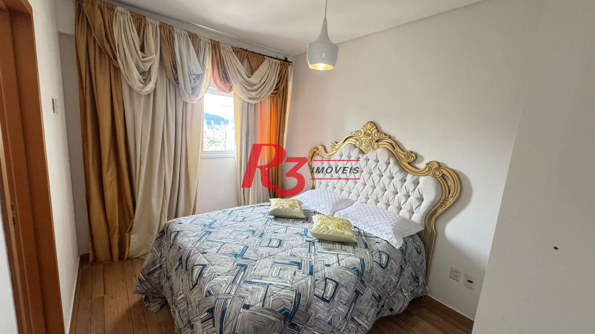 Apartamento Duplex com 4 dormitórios à venda, 270 m² por R$ 5.200.000,00 - Pompéia - Santos/SP