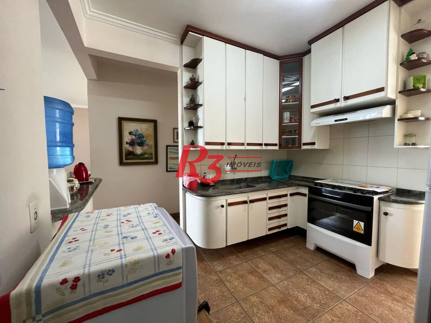 Apartamento com 4 dormitórios à venda, 140 m² por R$ 890.000,00 - Pitangueiras - Guarujá/SP