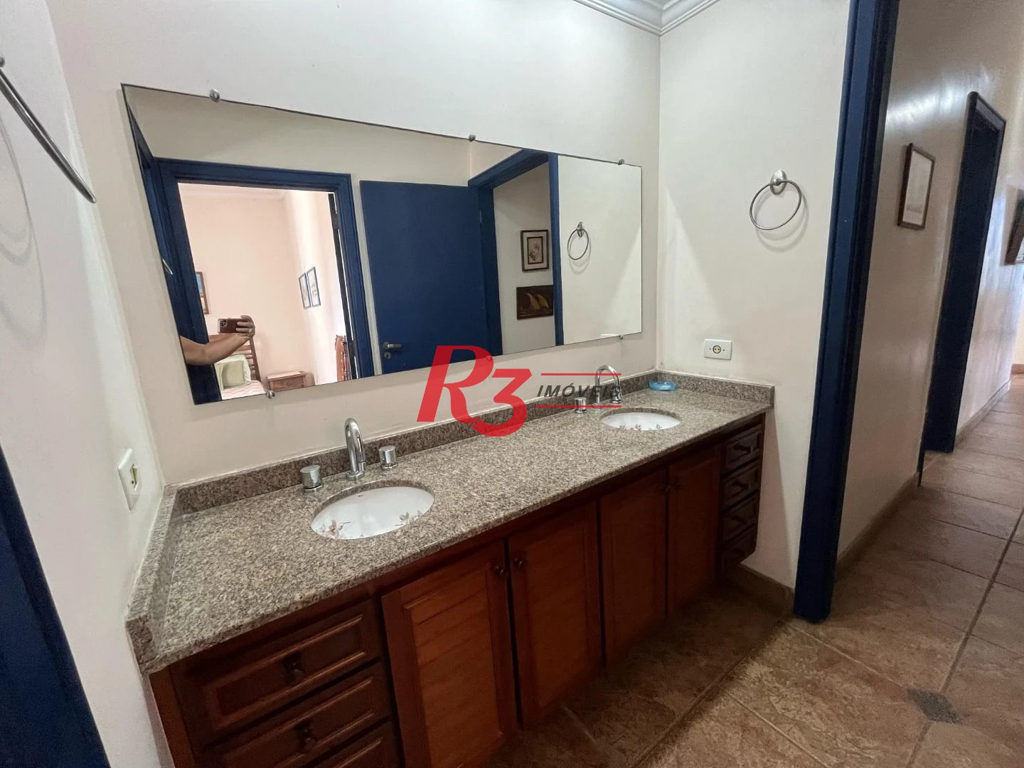 Apartamento com 4 dormitórios à venda, 140 m² por R$ 890.000,00 - Pitangueiras - Guarujá/SP
