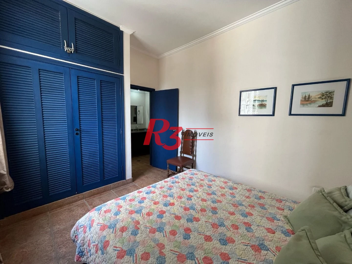 Apartamento com 4 dormitórios à venda, 140 m² por R$ 890.000,00 - Pitangueiras - Guarujá/SP