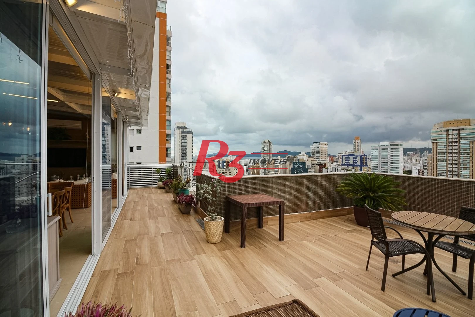 Cobertura à venda, 430 m² por R$ 7.450.000,00 - Embaré - Santos/SP