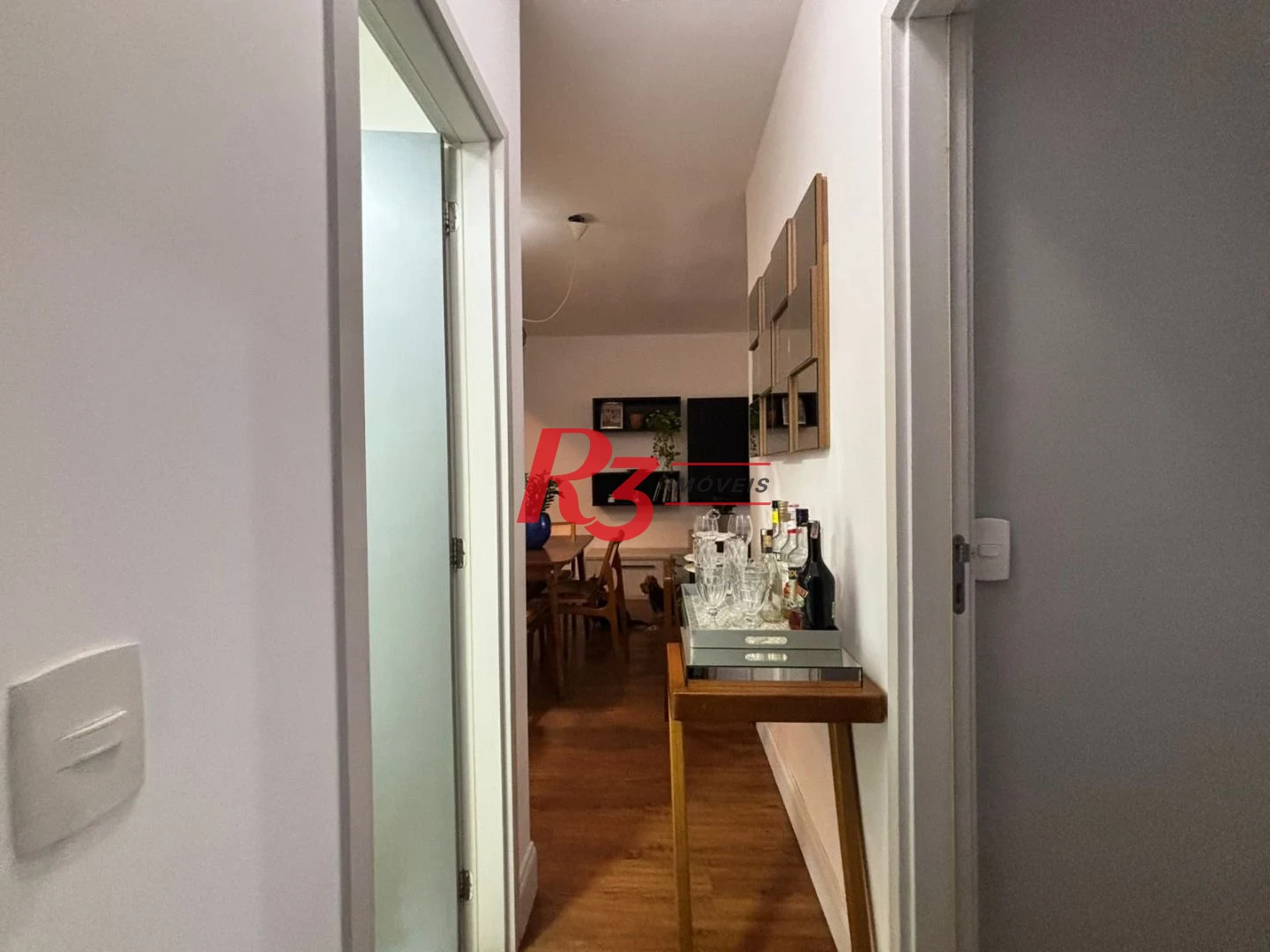 Apartamento com 2 dormitórios à venda, 66 m² por R$ 600.000,00 - Macuco - Santos/SP