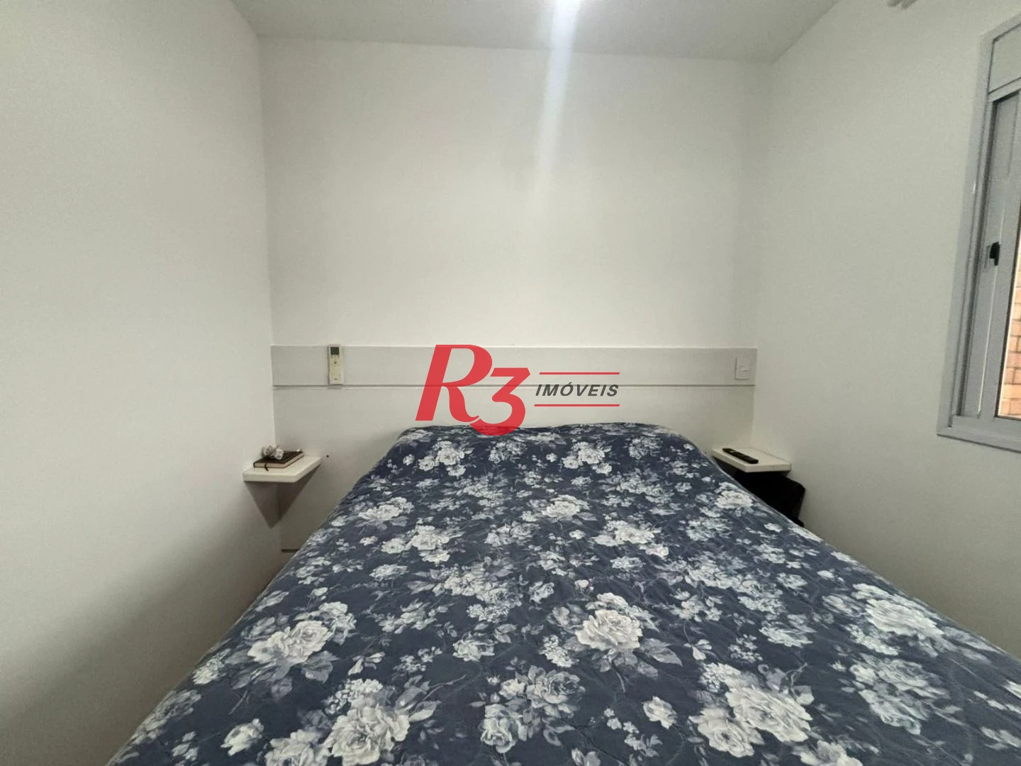 Apartamento com 2 dormitórios à venda, 66 m² por R$ 600.000,00 - Macuco - Santos/SP