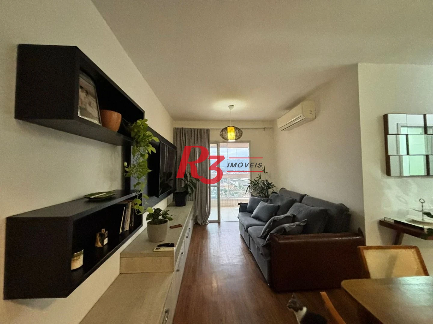 Apartamento com 2 dormitórios à venda, 66 m² por R$ 600.000,00 - Macuco - Santos/SP