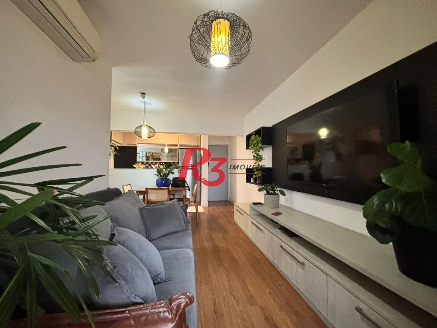 Apartamento com 2 dormitórios à venda, 66 m² por R$ 600.000,00 - Macuco - Santos/SP