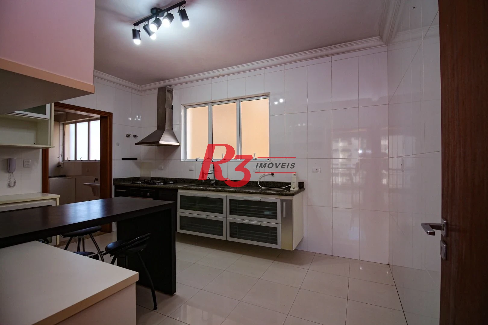 Apartamento com 3 dormitórios à venda, 138 m² por R$ 1.490.000,00 - Gonzaga - Santos/SP