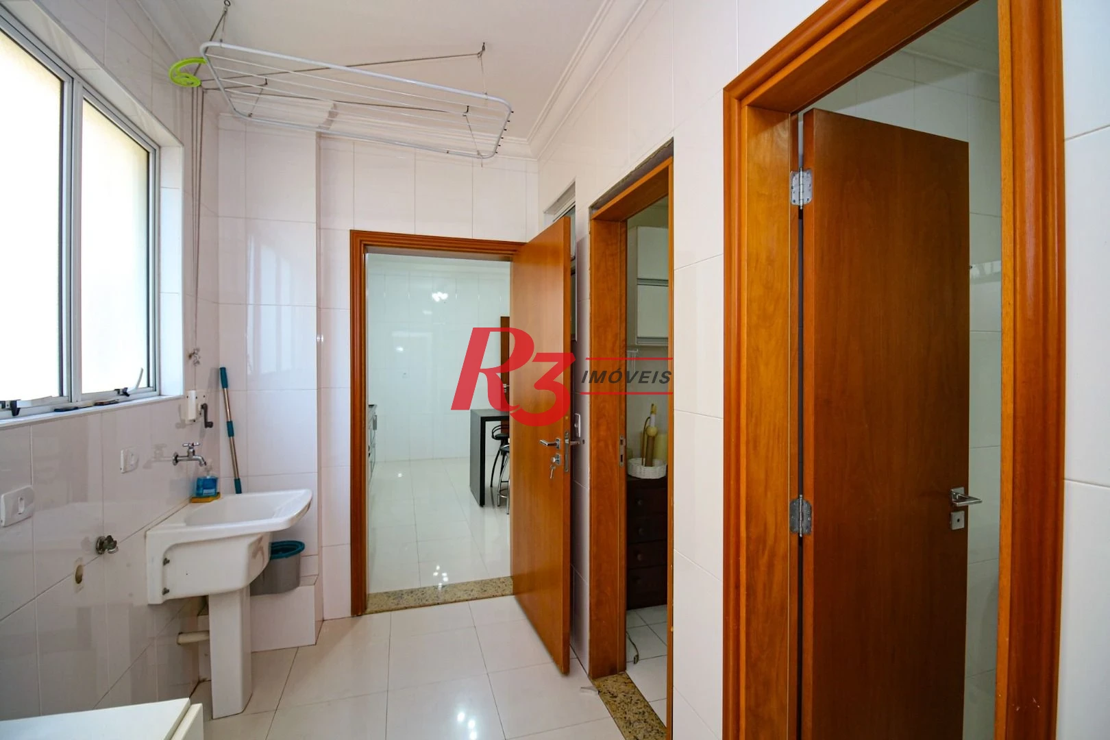 Apartamento com 3 dormitórios à venda, 138 m² por R$ 1.490.000,00 - Gonzaga - Santos/SP