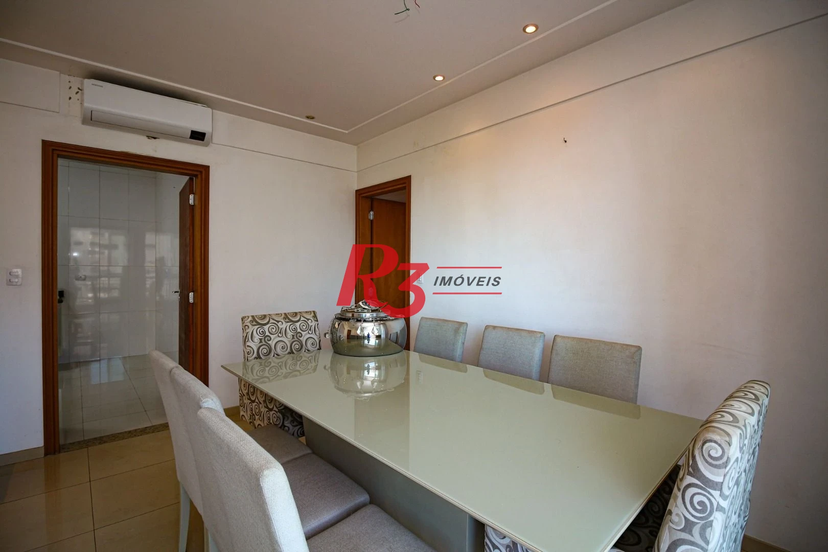 Apartamento com 3 dormitórios à venda, 138 m² por R$ 1.490.000,00 - Gonzaga - Santos/SP