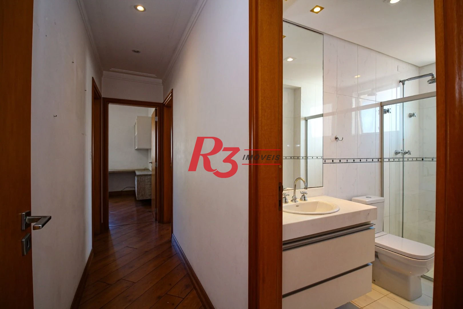 Apartamento com 3 dormitórios à venda, 138 m² por R$ 1.490.000,00 - Gonzaga - Santos/SP