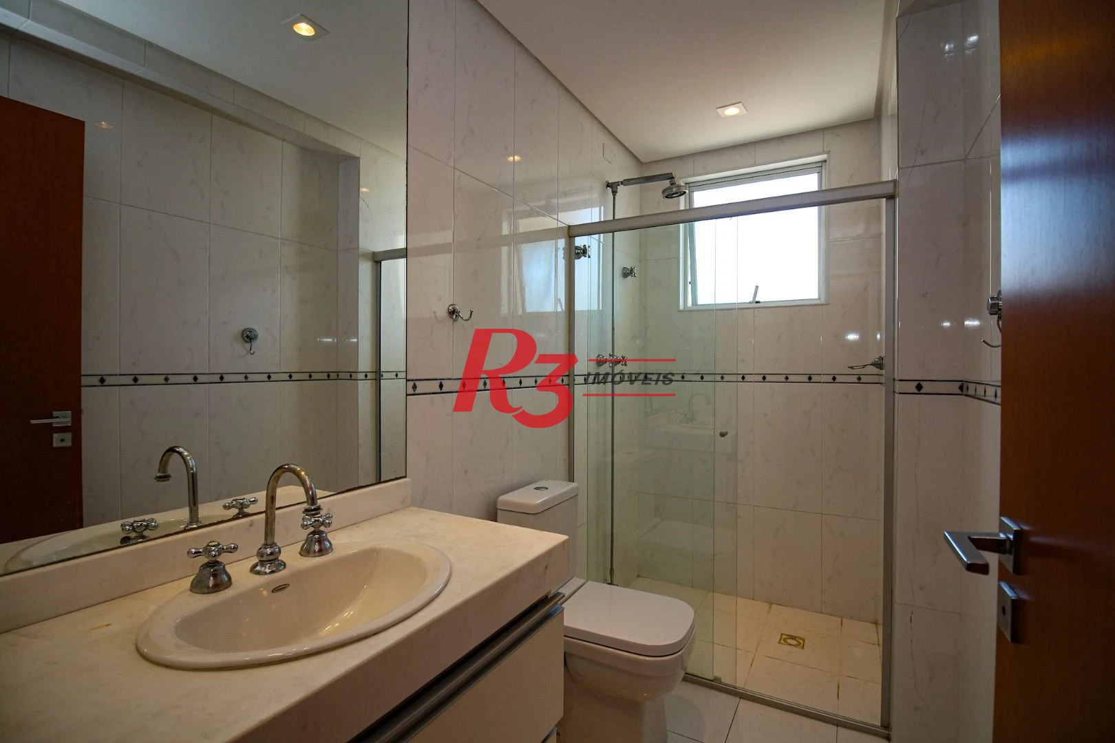 Apartamento com 3 dormitórios à venda, 138 m² por R$ 1.490.000,00 - Gonzaga - Santos/SP