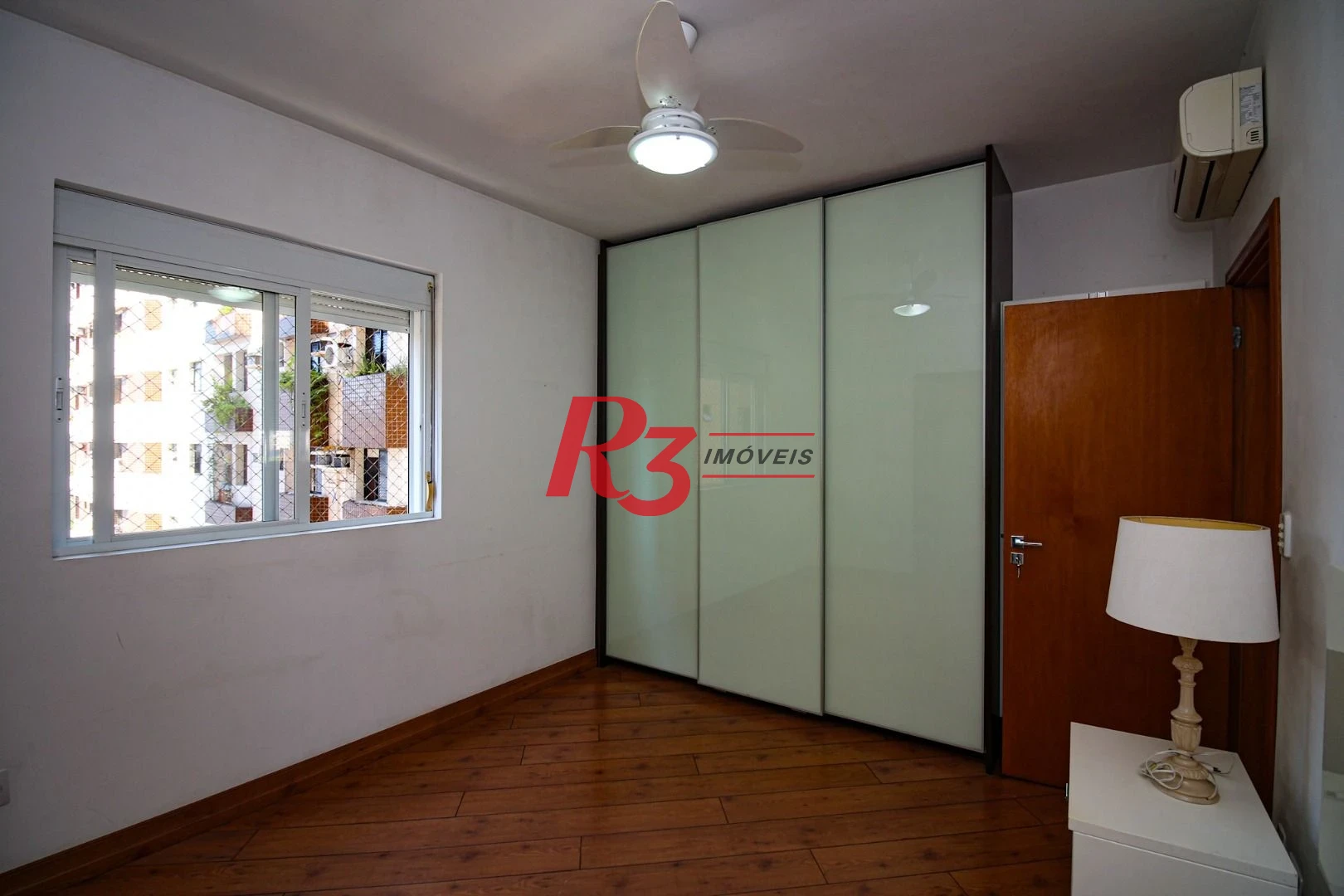 Apartamento com 3 dormitórios à venda, 138 m² por R$ 1.490.000,00 - Gonzaga - Santos/SP