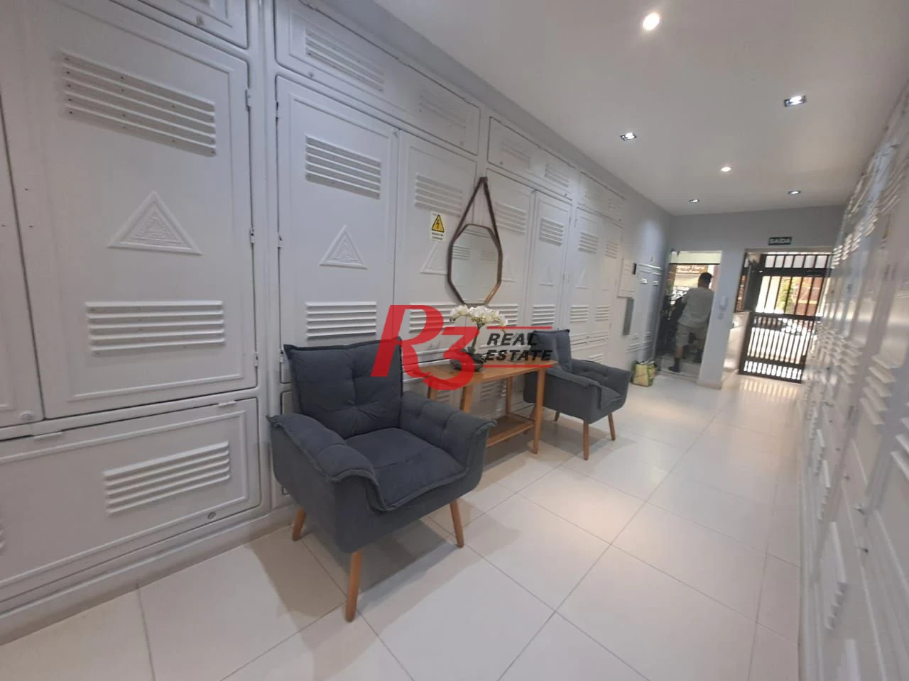 Apartamento com 2 dormitórios à venda, 57 m² por R$ 495.000,00 - Embaré - Santos/SP