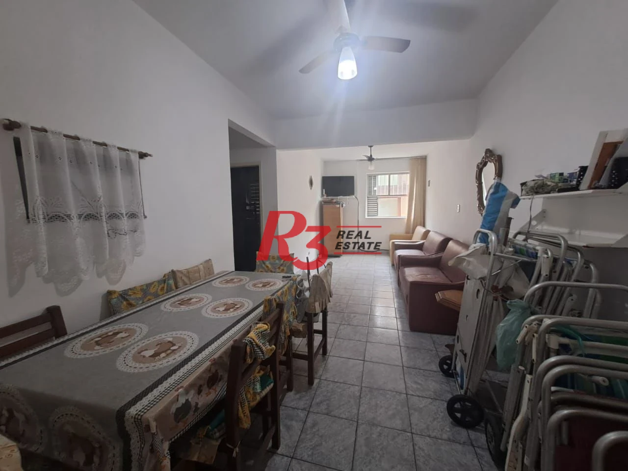Apartamento com 2 dormitórios à venda, 57 m² por R$ 495.000,00 - Embaré - Santos/SP