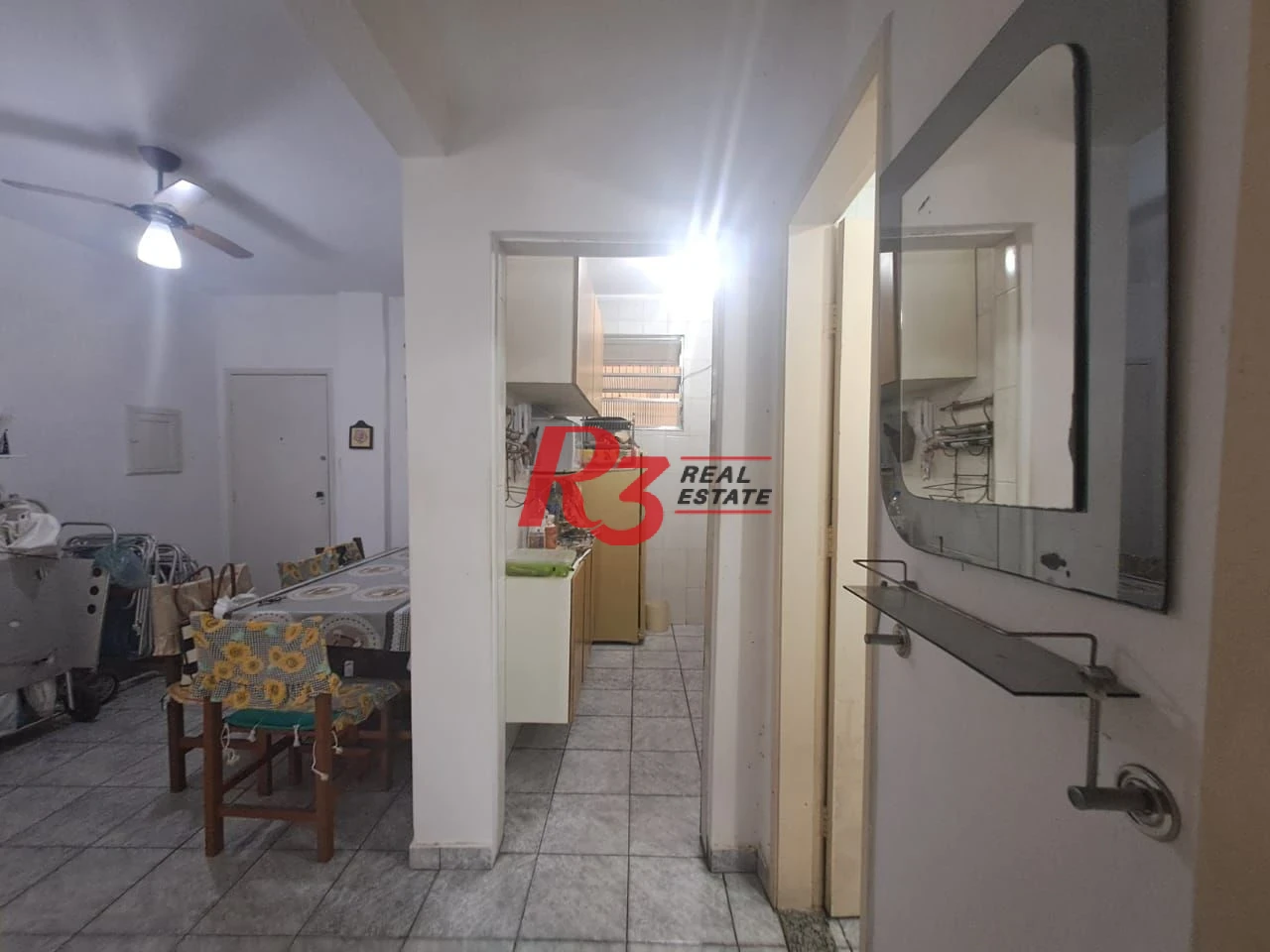 Apartamento com 2 dormitórios à venda, 57 m² por R$ 495.000,00 - Embaré - Santos/SP
