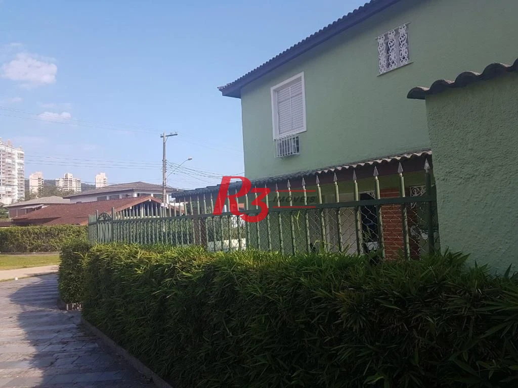 Casa com 3 dormitórios à venda, 200 m² por R$ 900.000,00 - Jardim Virginia - Guarujá/SP