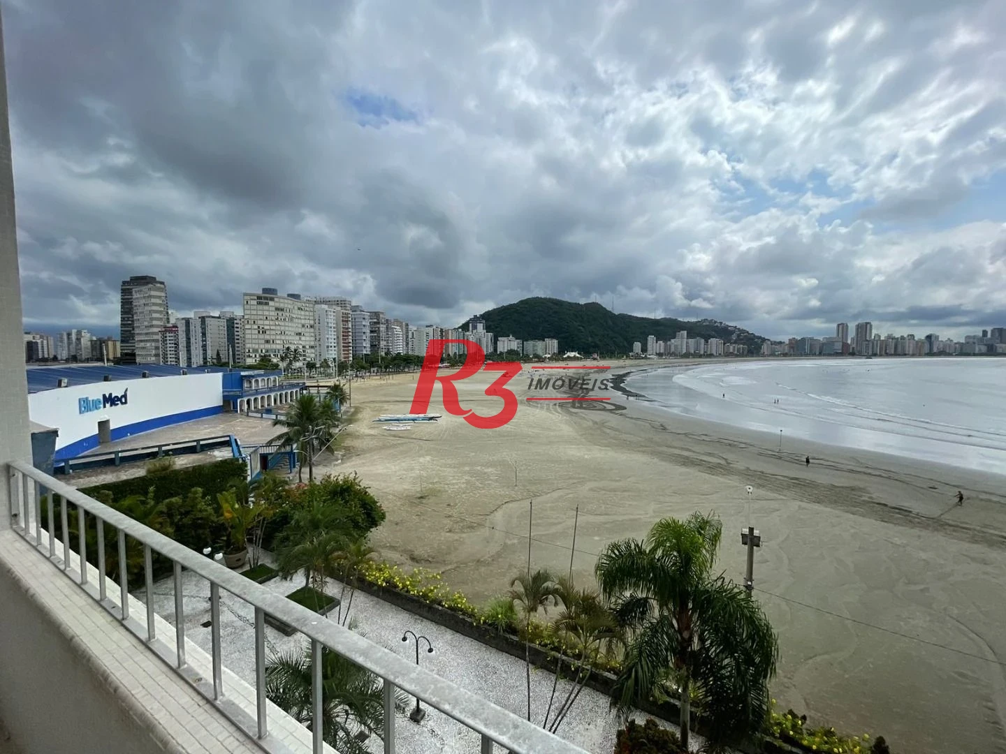 Apartamento com 4 dormitórios à venda, 235 m² por R$ 1.250.000,00 - Ilha Porchat - São Vicente/SP