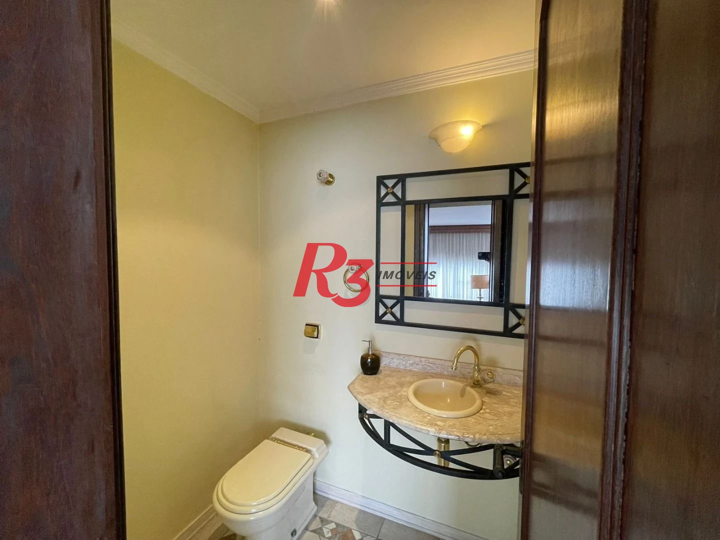 Apartamento com 4 dormitórios à venda, 235 m² por R$ 1.250.000,00 - Ilha Porchat - São Vicente/SP