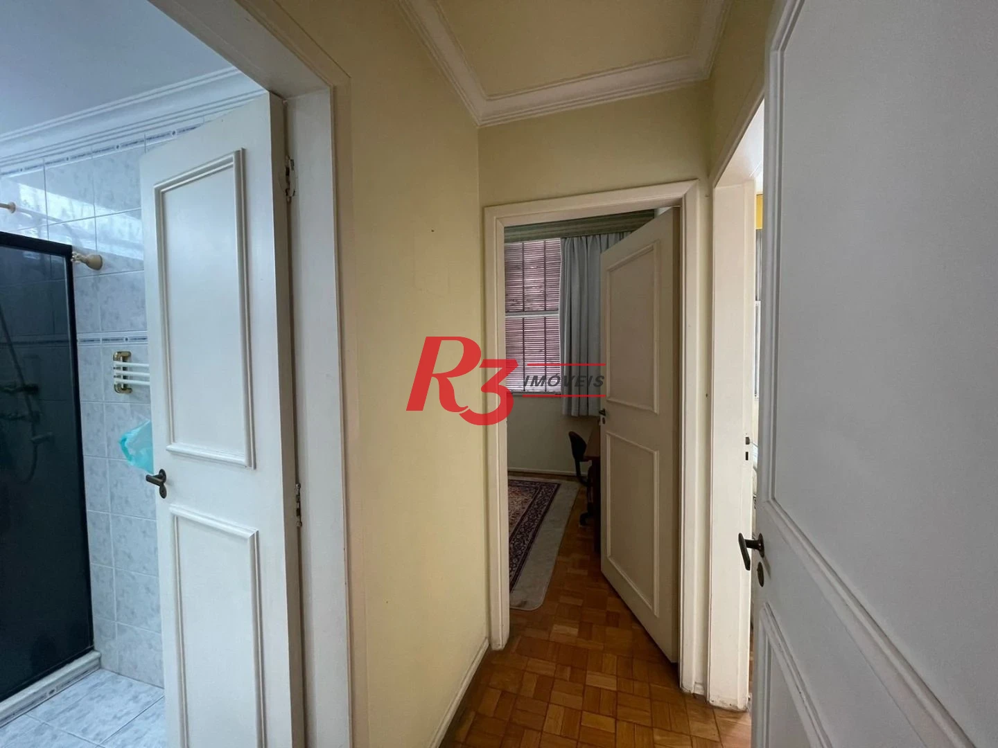Apartamento com 4 dormitórios à venda, 235 m² por R$ 1.250.000,00 - Ilha Porchat - São Vicente/SP