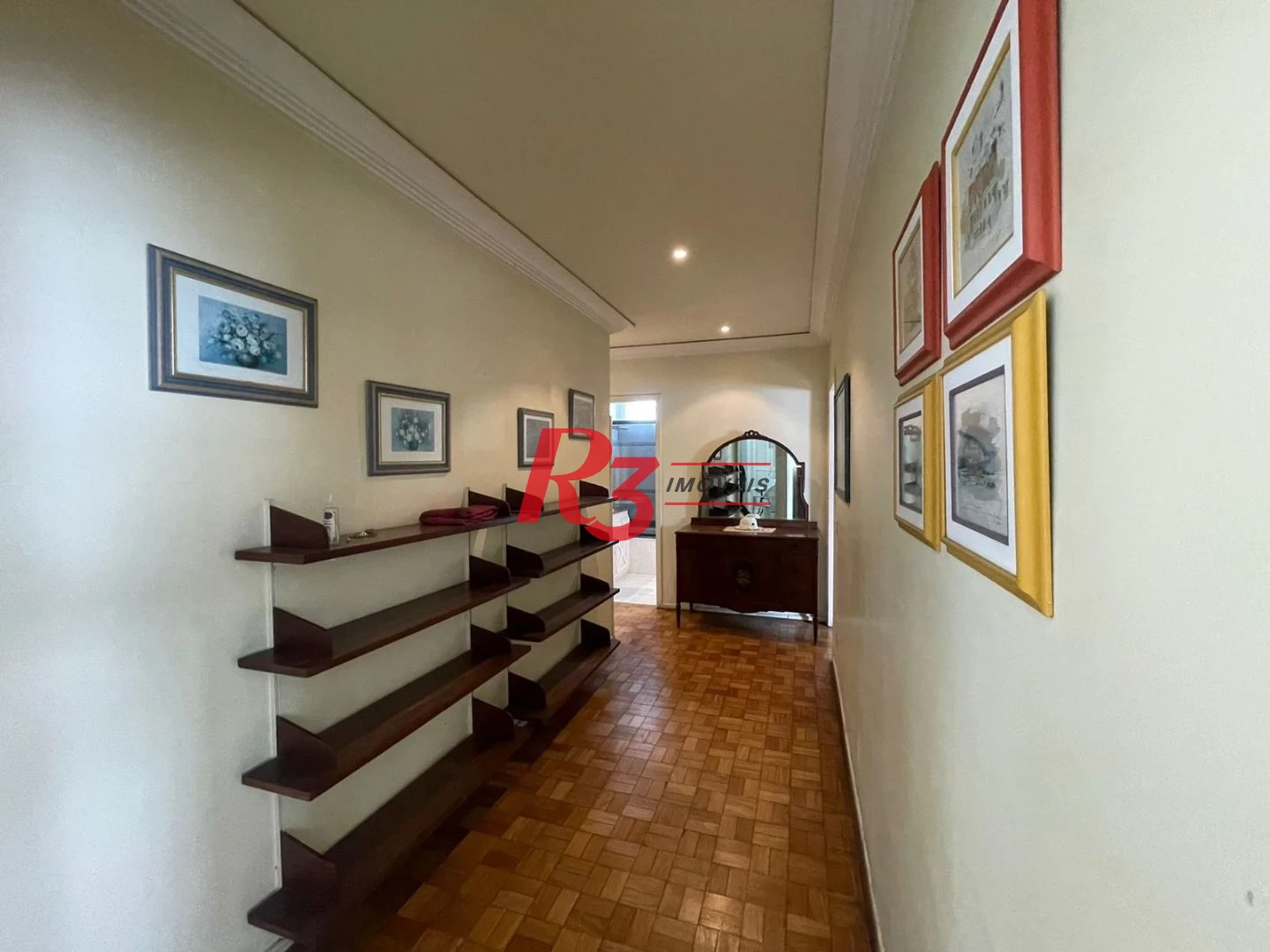 Apartamento com 4 dormitórios à venda, 235 m² por R$ 1.250.000,00 - Ilha Porchat - São Vicente/SP