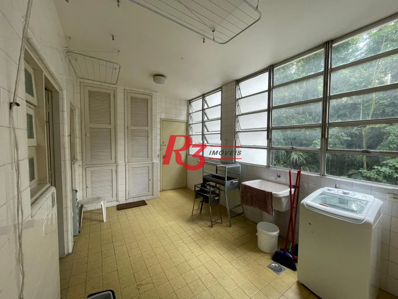 Apartamento com 4 dormitórios à venda, 235 m² por R$ 1.250.000,00 - Ilha Porchat - São Vicente/SP