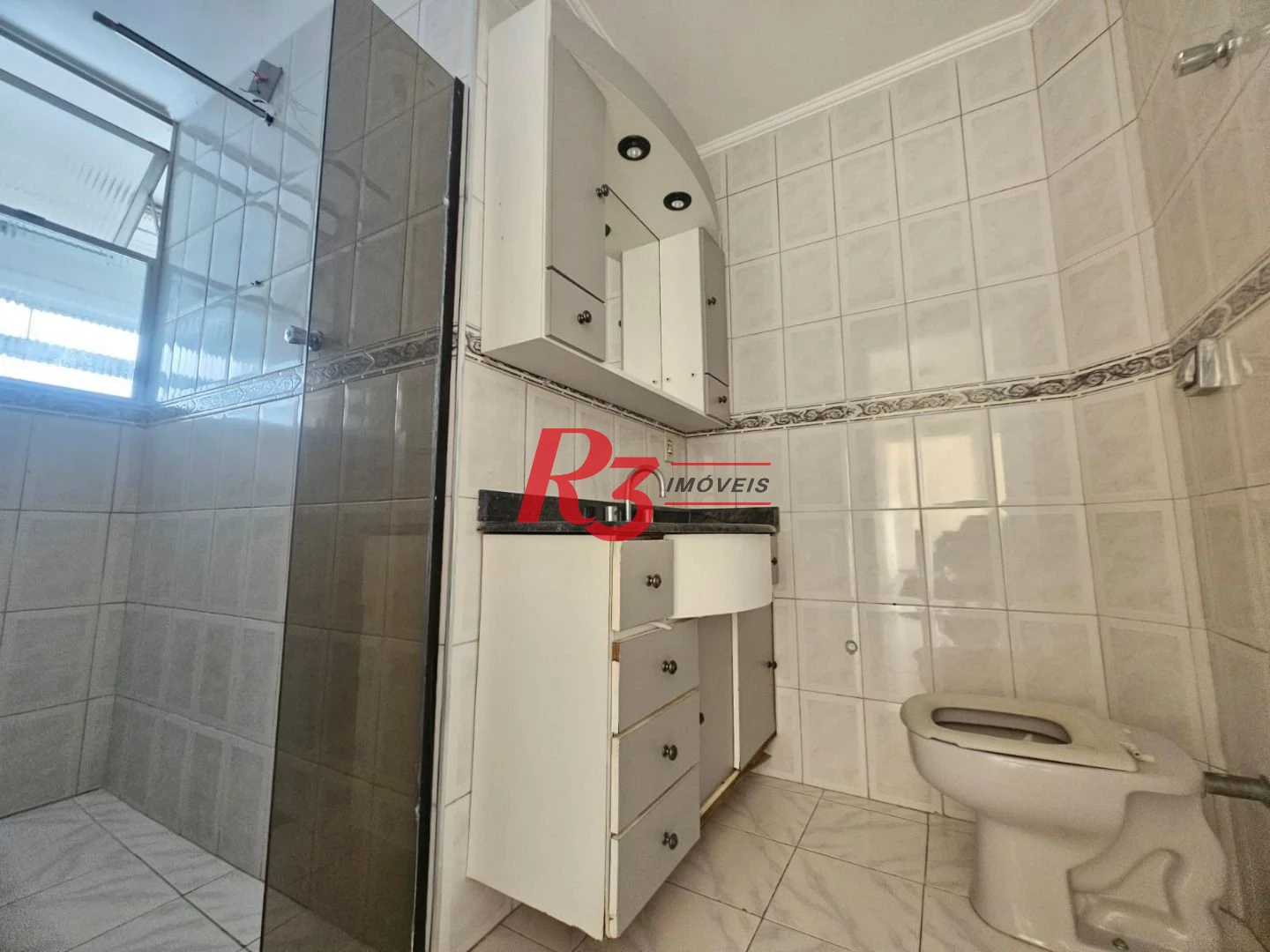 Apartamento com 2 dormitórios à venda, 80 m² por R$ 440.000,00 - Campo Grande - Santos/SP