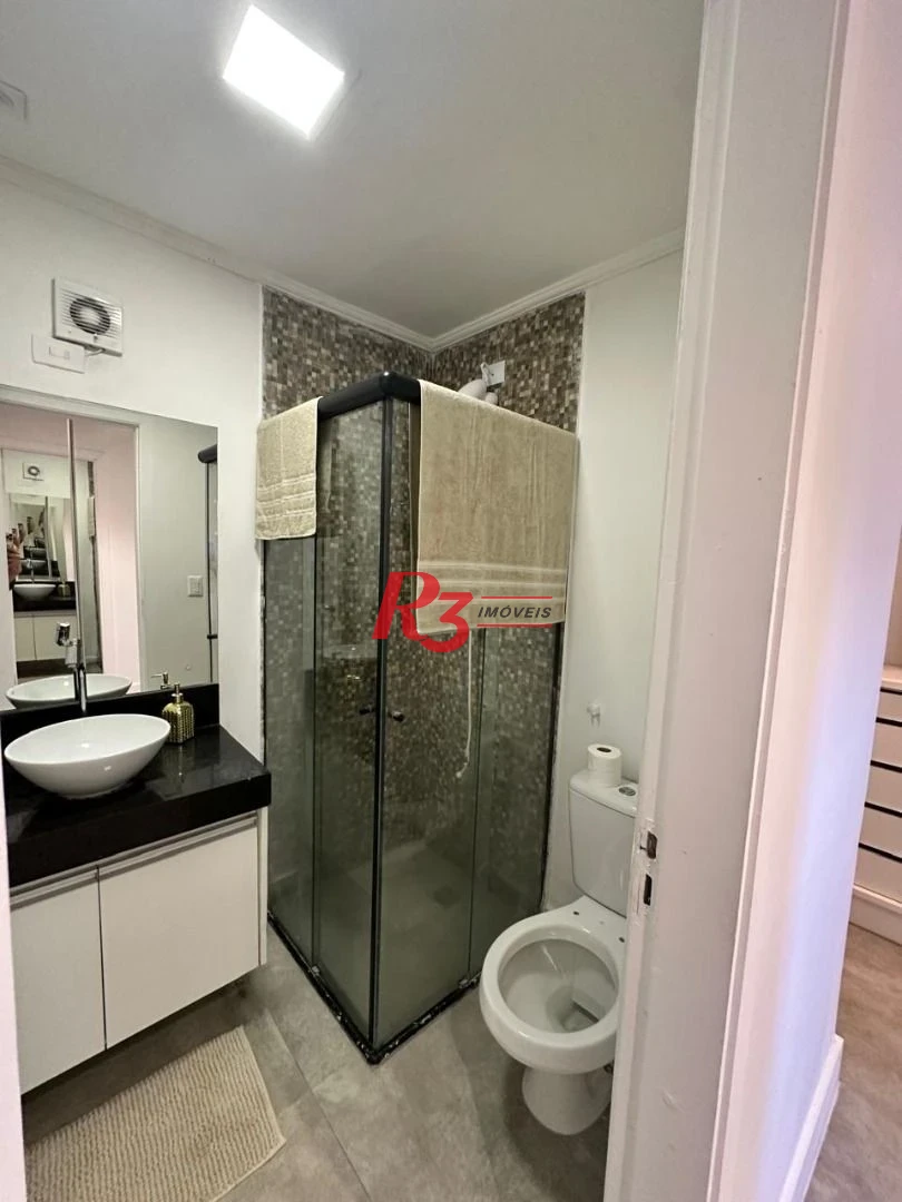 Casa com 3 dormitórios à venda, 160 m² por R$ 1.100.000,00 - Marapé - Santos/SP