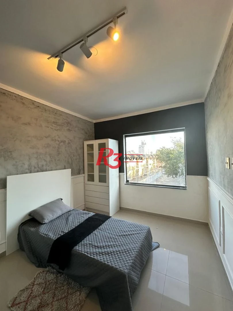 Casa com 3 dormitórios à venda, 160 m² por R$ 1.100.000,00 - Marapé - Santos/SP