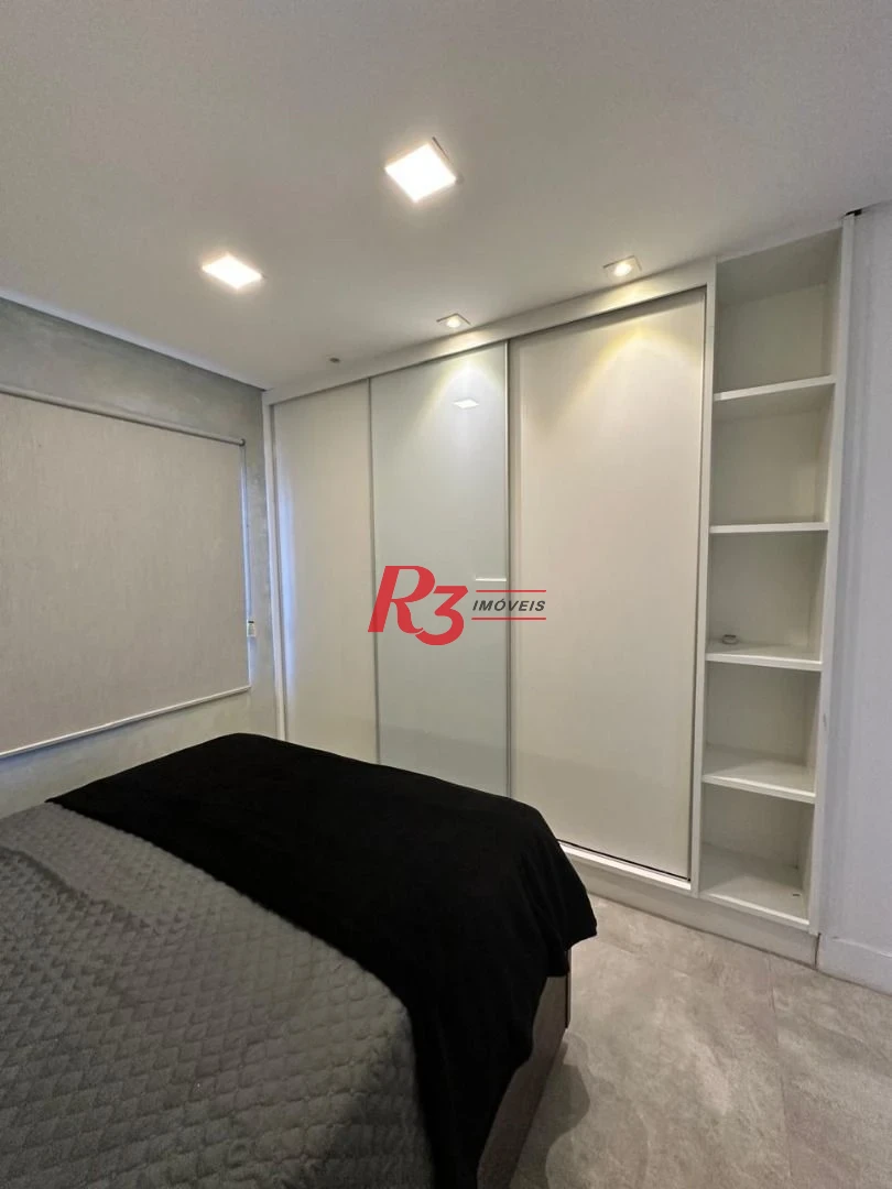 Casa com 3 dormitórios à venda, 160 m² por R$ 1.100.000,00 - Marapé - Santos/SP