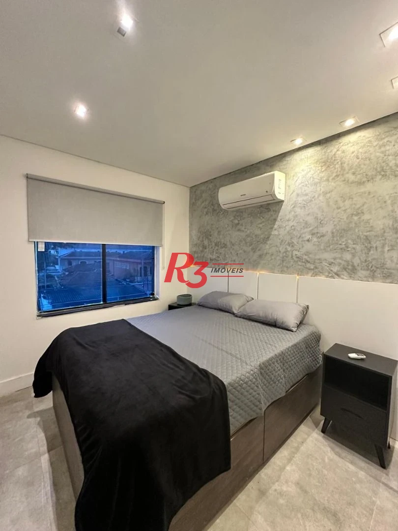 Casa com 3 dormitórios à venda, 160 m² por R$ 1.100.000,00 - Marapé - Santos/SP