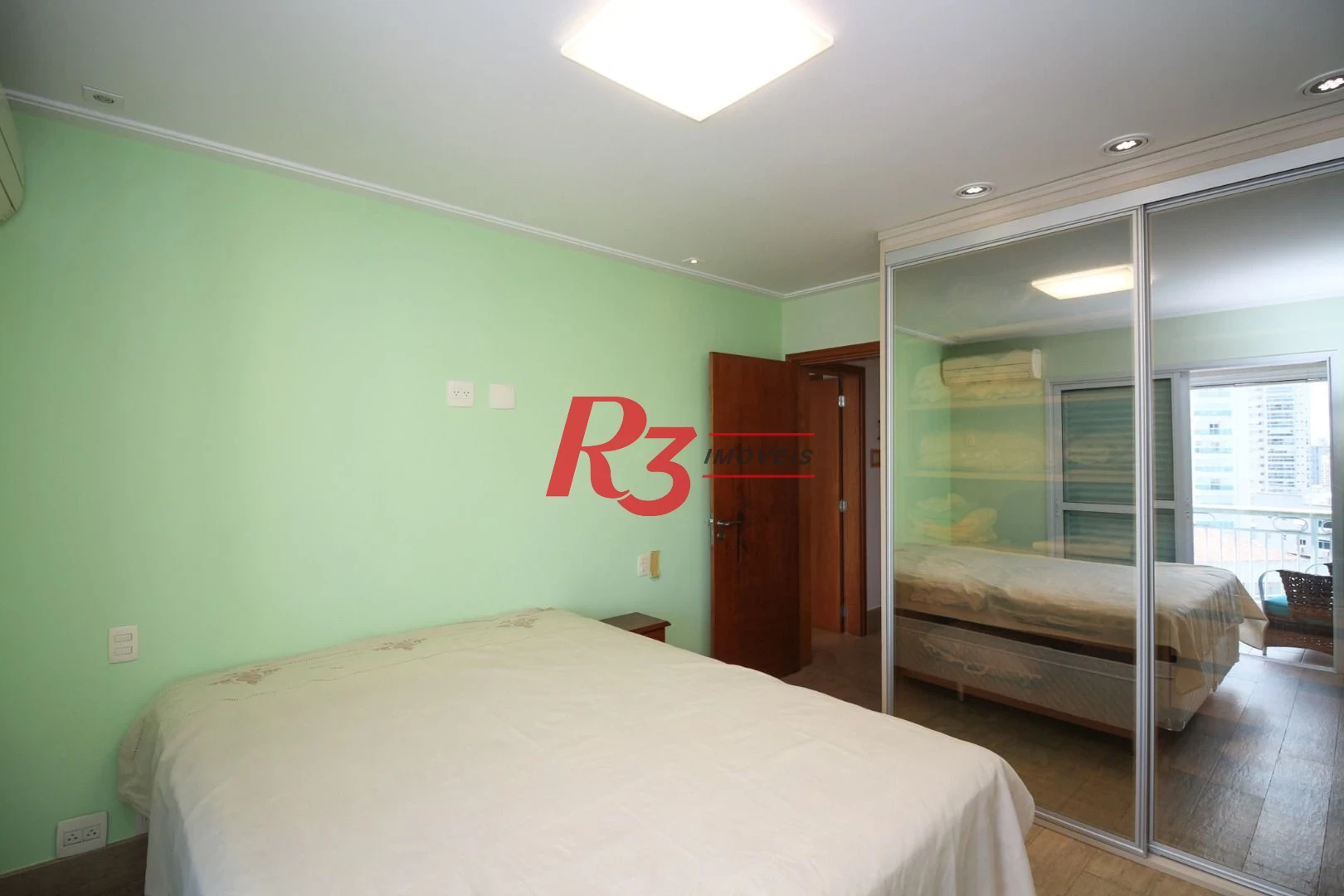 Apartamento com 3 dormitórios à venda, 199 m² por R$ 2.800.000,00 - Ponta da Praia - Santos/SP