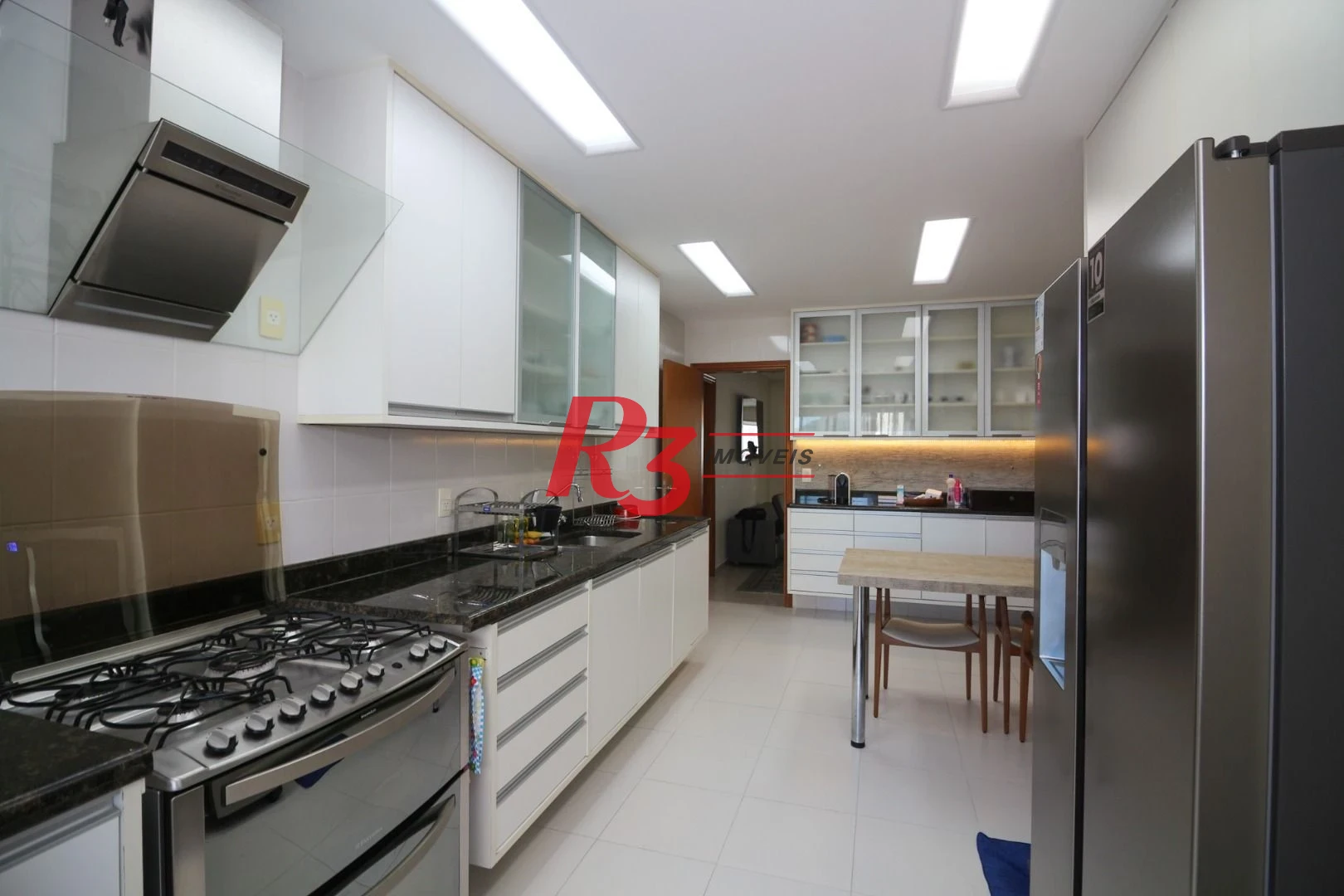 Apartamento com 3 dormitórios à venda, 199 m² por R$ 2.800.000,00 - Ponta da Praia - Santos/SP