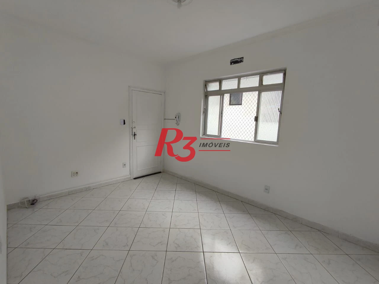 Apartamento com 2 dormitórios à venda, 49 m² por R$ 250.000,00 - Catiapoã - São Vicente/SP