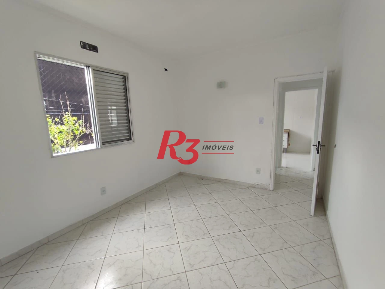 Apartamento com 2 dormitórios à venda, 49 m² por R$ 250.000,00 - Catiapoã - São Vicente/SP