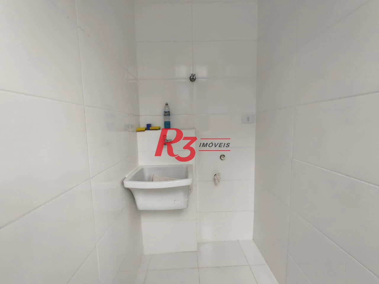 Apartamento com 2 dormitórios à venda, 49 m² por R$ 250.000,00 - Catiapoã - São Vicente/SP