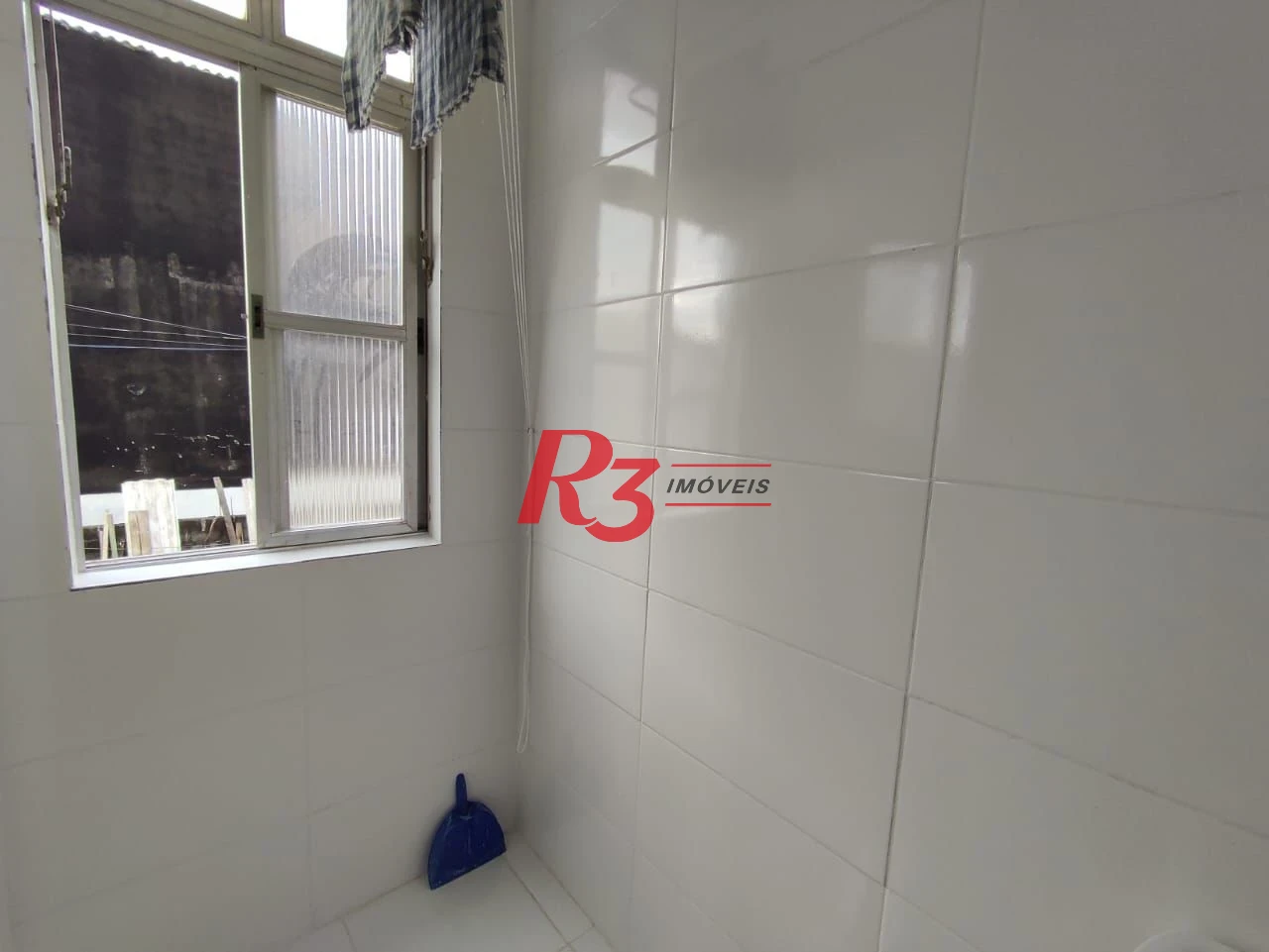 Apartamento com 2 dormitórios à venda, 49 m² por R$ 250.000,00 - Catiapoã - São Vicente/SP