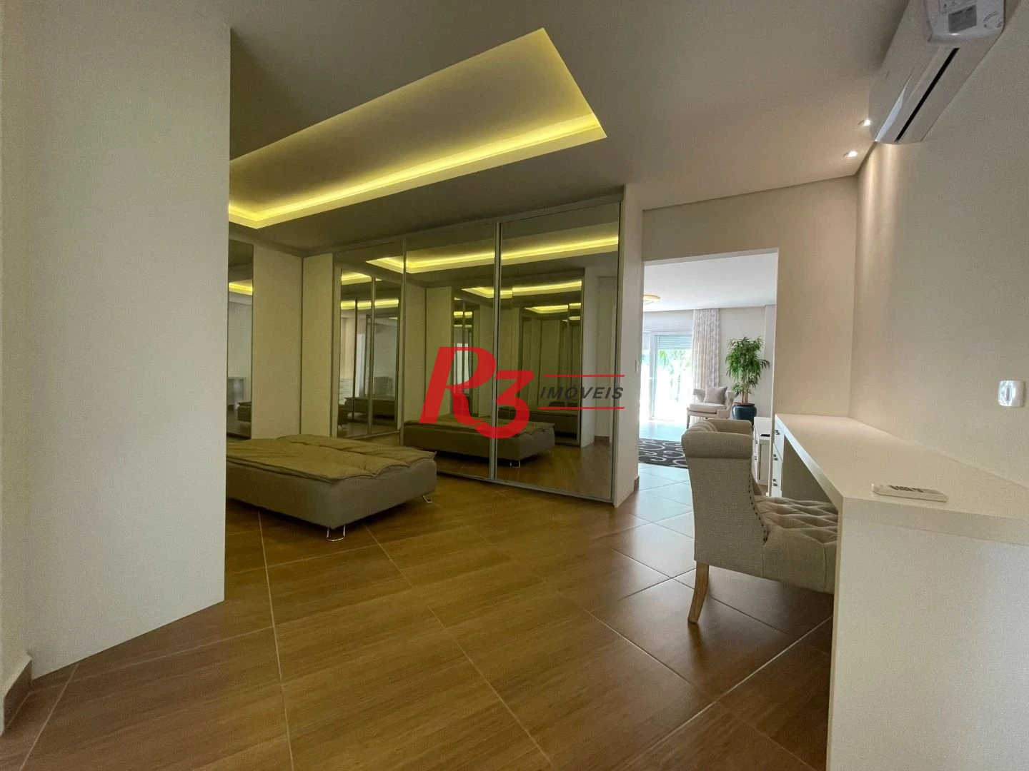Casa com 6 dormitórios à venda, 841 m² por R$ 13.900.000,00 - Acapulco - Guarujá/SP