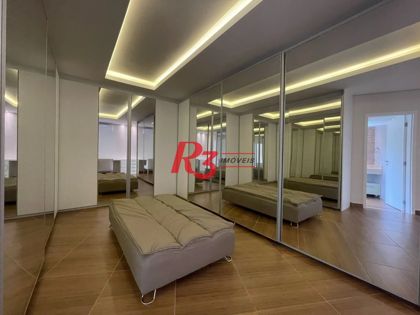 Casa com 6 dormitórios à venda, 841 m² por R$ 13.900.000,00 - Acapulco - Guarujá/SP