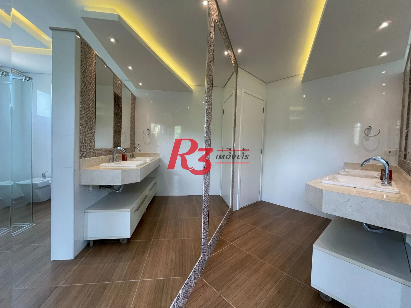 Casa com 6 dormitórios à venda, 841 m² por R$ 13.900.000,00 - Acapulco - Guarujá/SP