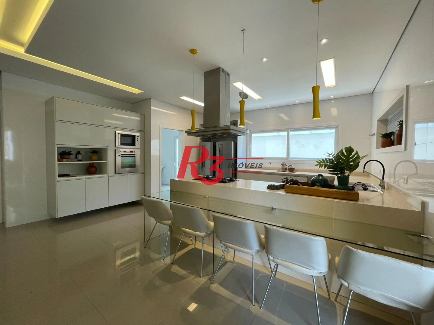 Casa com 6 dormitórios à venda, 841 m² por R$ 13.900.000,00 - Acapulco - Guarujá/SP