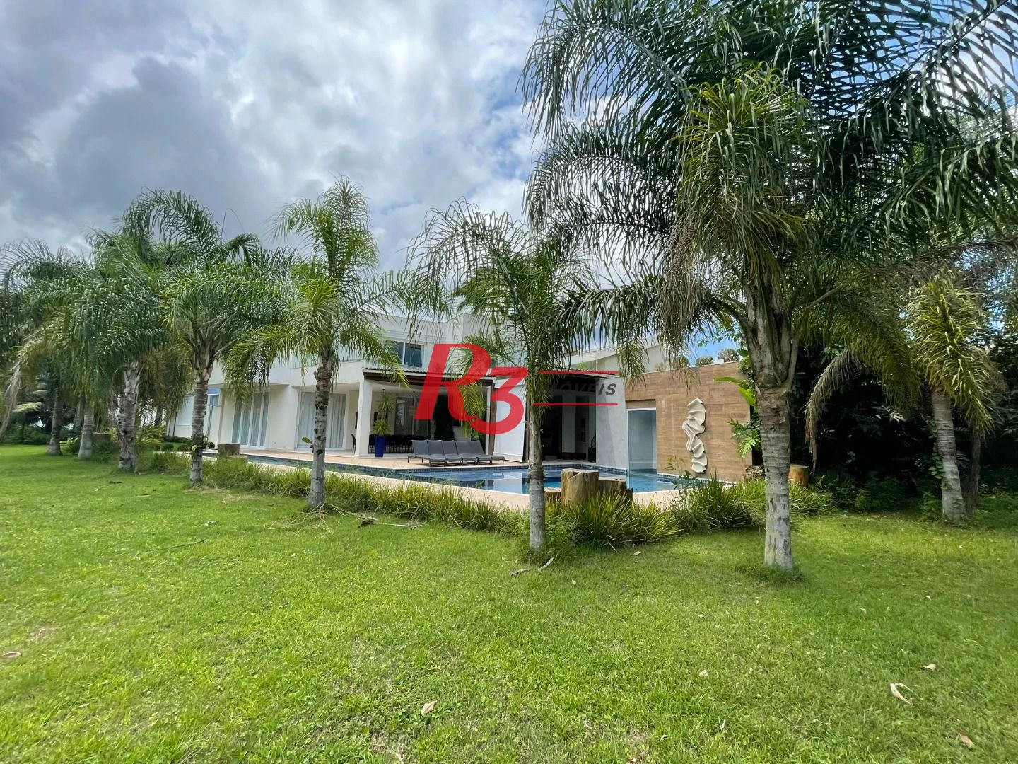 Casa com 6 dormitórios à venda, 841 m² por R$ 13.900.000,00 - Acapulco - Guarujá/SP