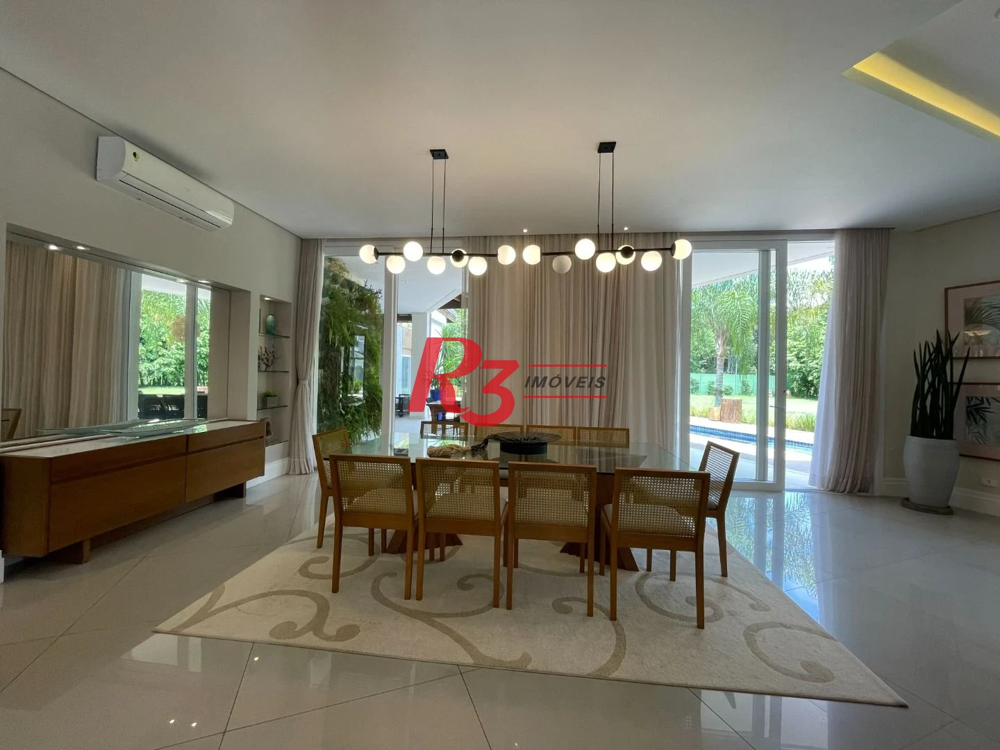 Casa com 6 dormitórios à venda, 841 m² por R$ 13.900.000,00 - Acapulco - Guarujá/SP