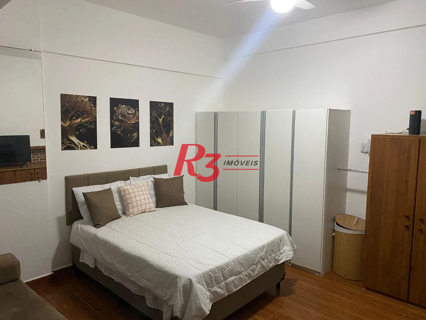 Kitnet com 1 dormitório, 31 m² - venda por R$ 320.000,00 ou aluguel por R$ 3.204,09/mês - Itararé - São Vicente/SP