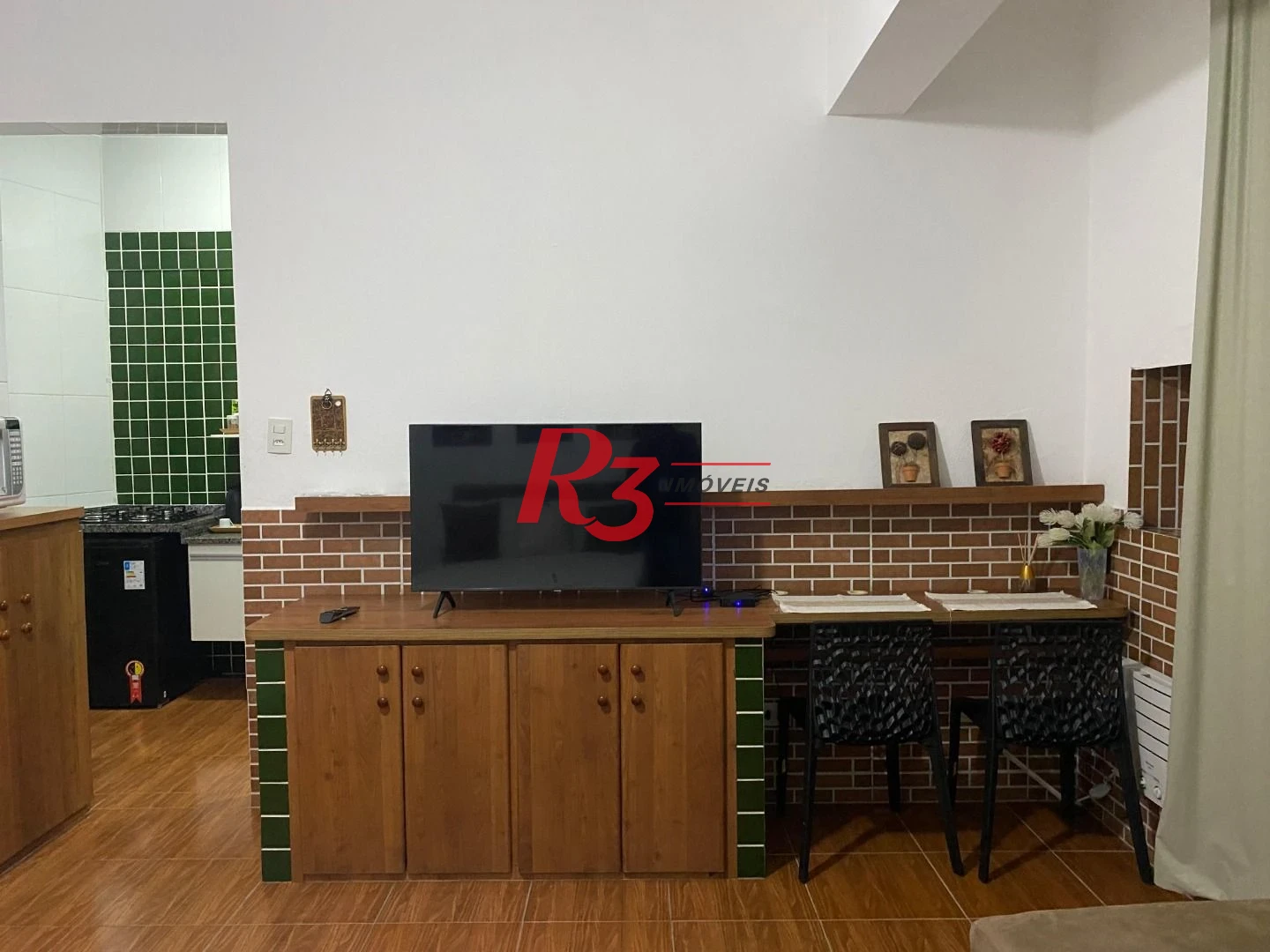 Kitnet com 1 dormitório, 31 m² - venda por R$ 320.000,00 ou aluguel por R$ 3.204,09/mês - Itararé - São Vicente/SP
