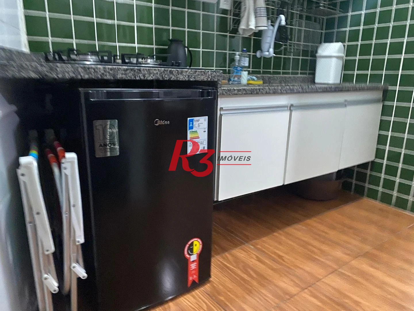 Kitnet com 1 dormitório, 31 m² - venda por R$ 320.000,00 ou aluguel por R$ 3.204,09/mês - Itararé - São Vicente/SP