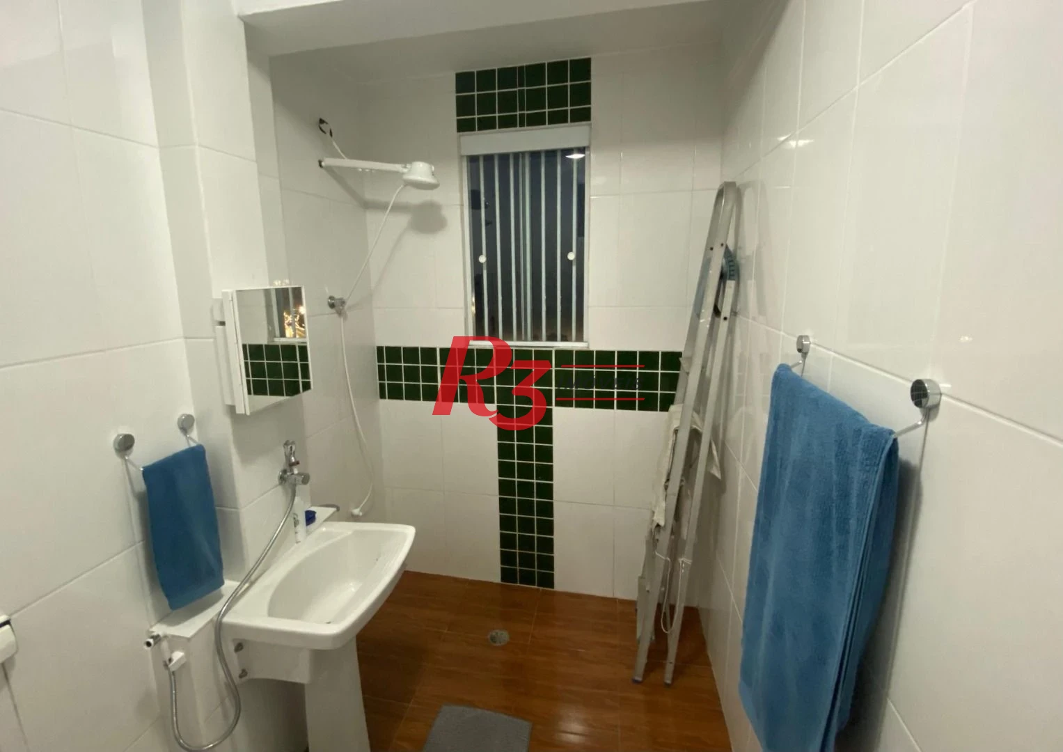 Kitnet com 1 dormitório, 31 m² - venda por R$ 320.000,00 ou aluguel por R$ 3.204,09/mês - Itararé - São Vicente/SP