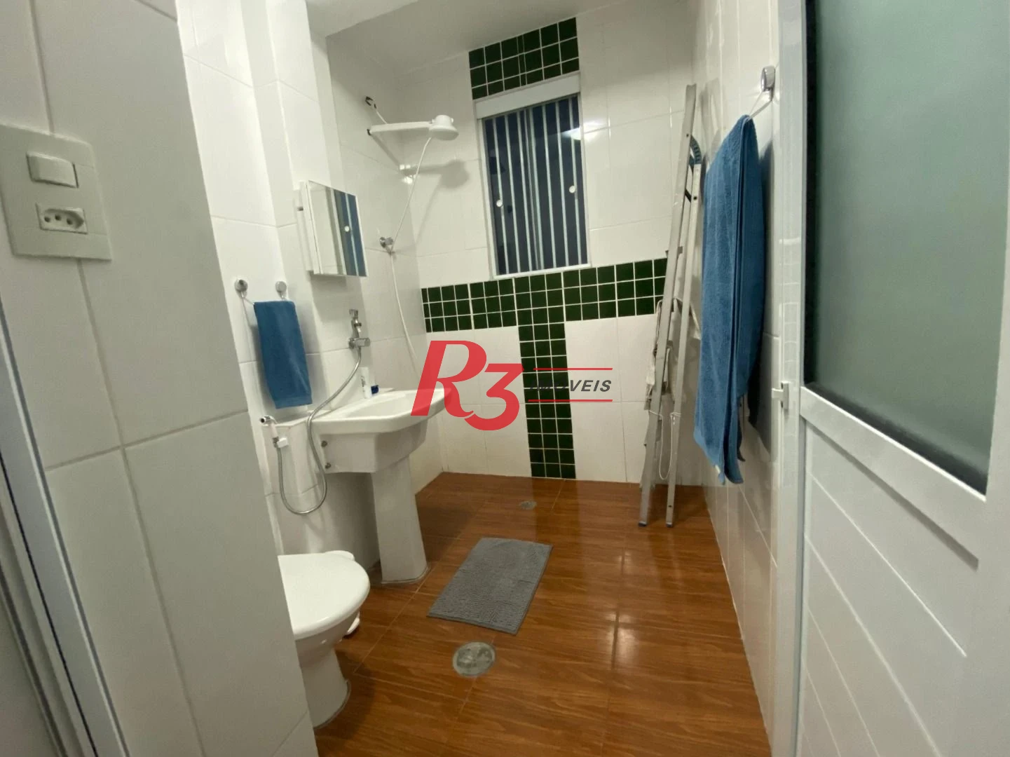 Kitnet com 1 dormitório, 31 m² - venda por R$ 320.000,00 ou aluguel por R$ 3.204,09/mês - Itararé - São Vicente/SP