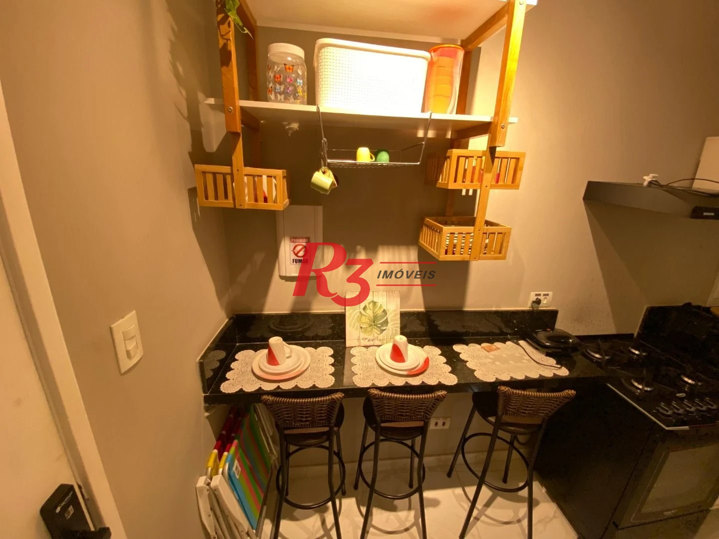 Kitnet com 1 dormitório, 29 m² - venda por R$ 350.000,00 ou aluguel por R$ 3.349,35/mês - Boa Vista - São Vicente/SP