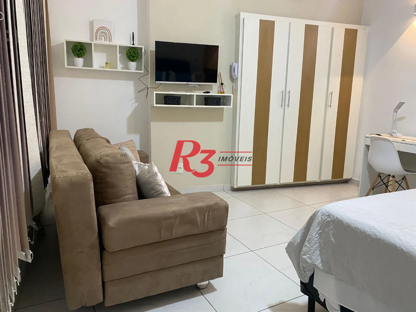 Kitnet com 1 dormitório, 29 m² - venda por R$ 350.000,00 ou aluguel por R$ 3.349,35/mês - Boa Vista - São Vicente/SP