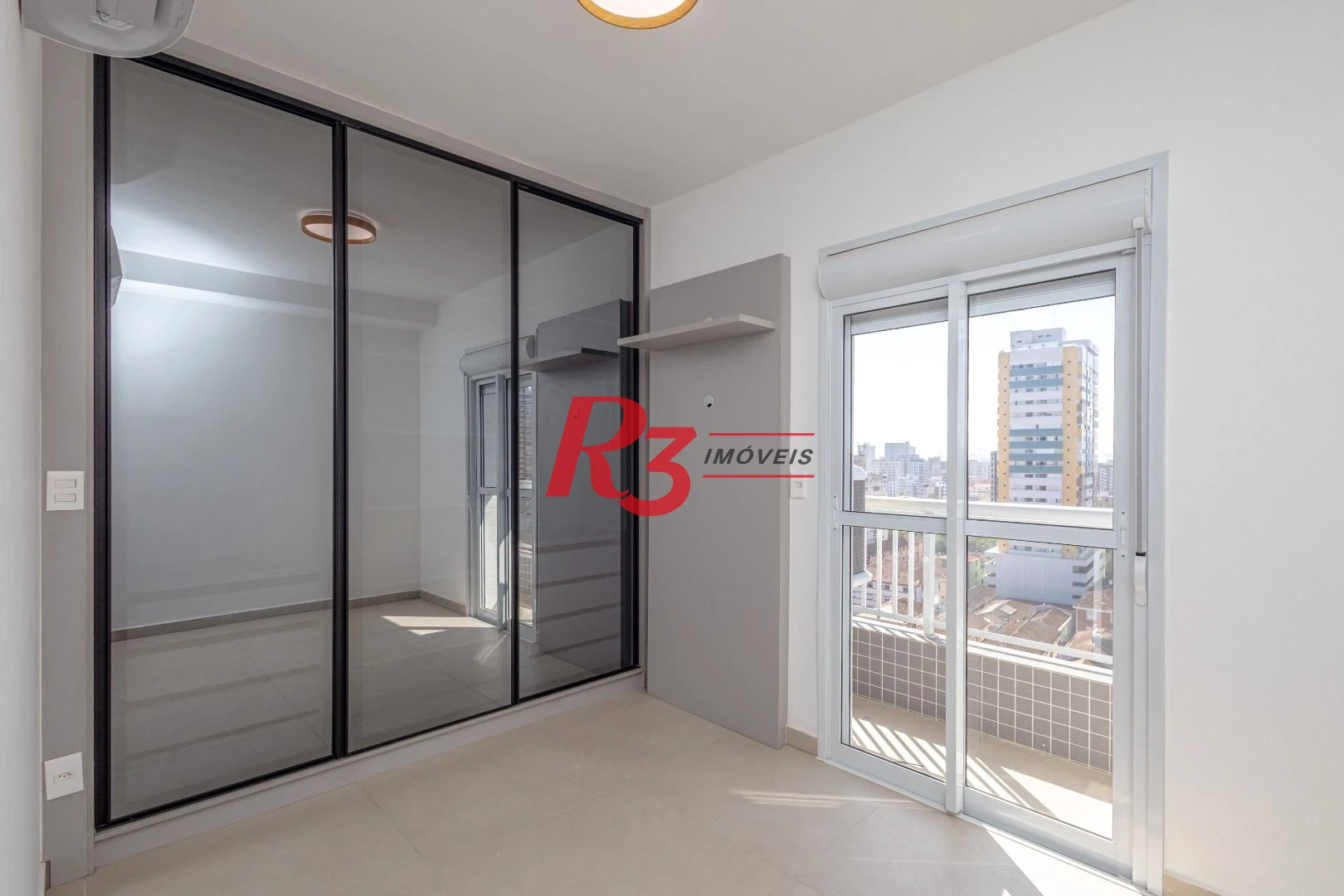 Apartamento com 2 dormitórios à venda, 81 m² por R$ 1.290.000,00 - Boqueirão - Santos/SP